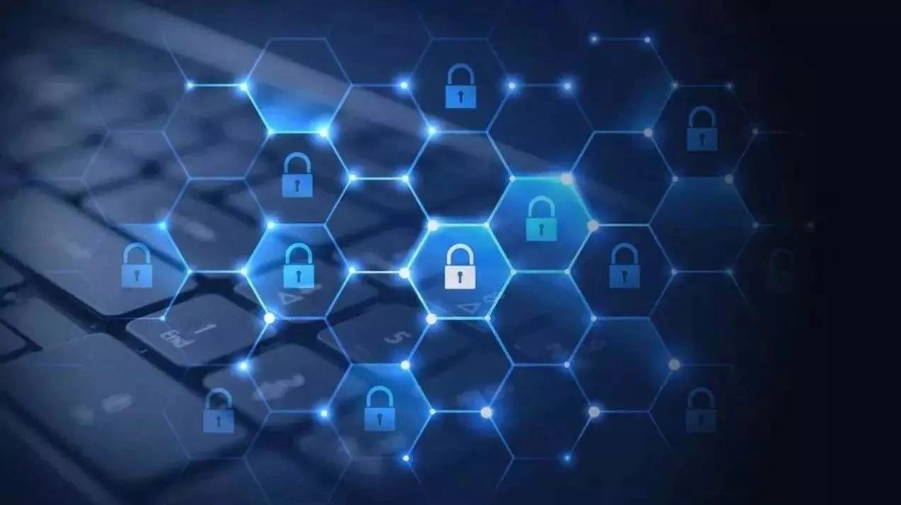 【原创】自媒体时代个人信息安全的思考——从“摔狗案”出发