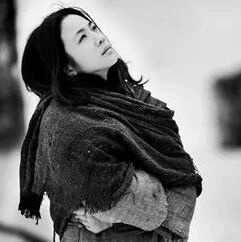 生前被鲁迅奉为女神，死后红了80年：她的一生，太传奇