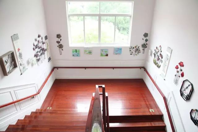 【樓梯設計】幼兒園樓梯竟然是這樣設計的！創意、愛玩兩不誤！ 家居 第27張
