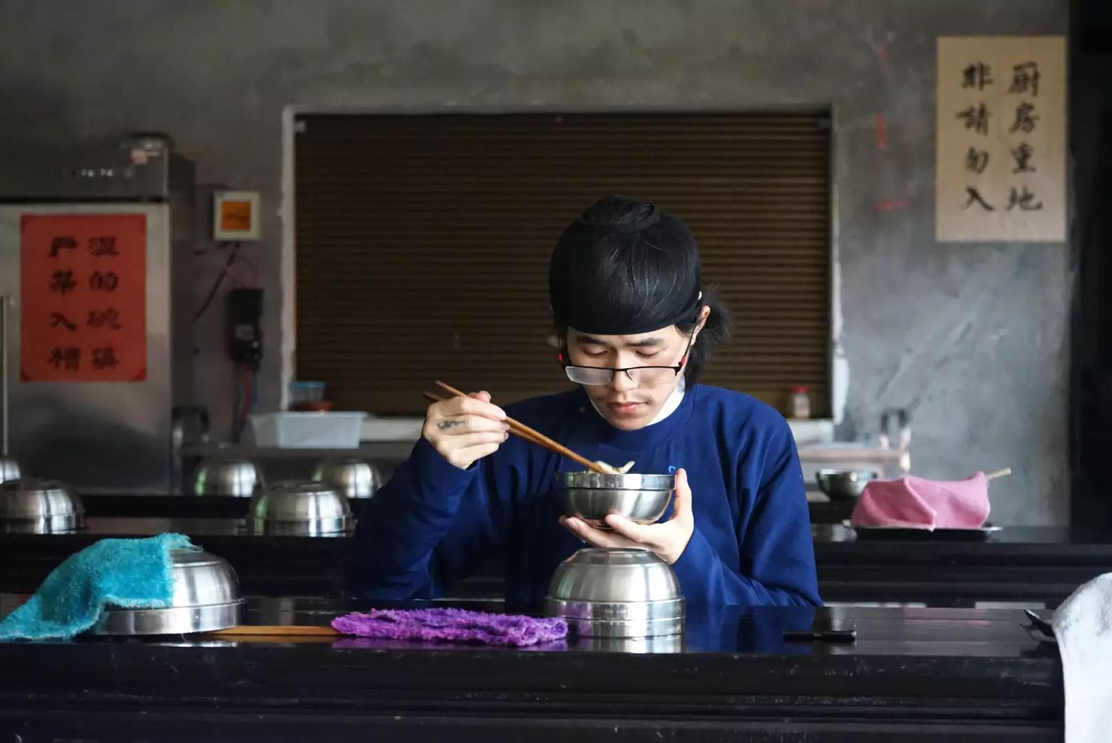 被这样的生活熏陶了一年多