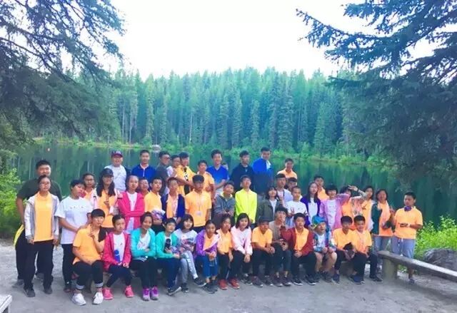 八一实验||走进枫叶之国 在学游中成长