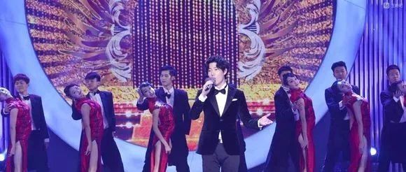王晰出席2018央视中秋特别节目,献唱好歌贺团圆