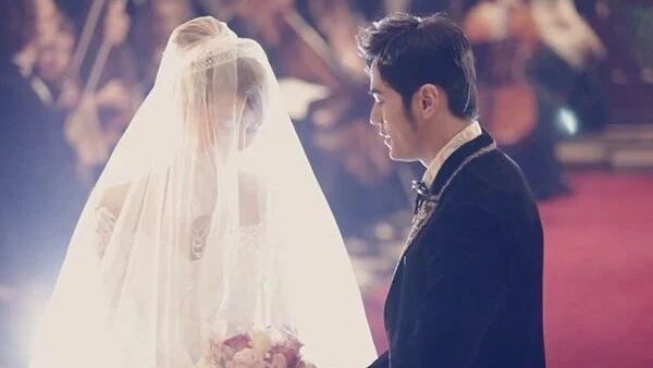 周杰伦:你比她漂亮.嫁给眼里只有你的人多重要.