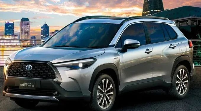 预计14万起> 一汽丰田虽然在紧凑型suv市场里有了奕泽和rav4两款车型