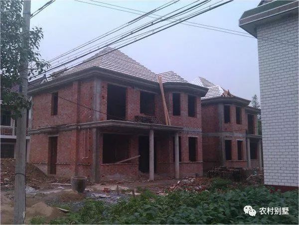 乡自建小2层农村别墅,兄弟俩一起建就是霸气