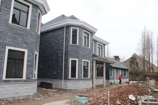 乡自建小2层农村别墅,兄弟俩一起建就是霸气