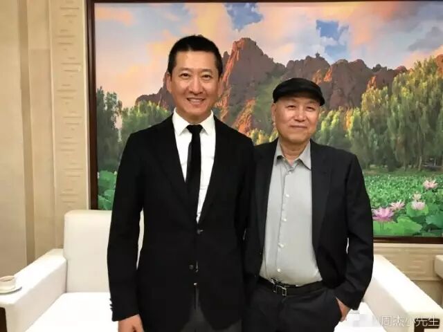 周杰呛声林心如后首晒照 和&ldquo;皇阿玛&rdquo;同框心情好