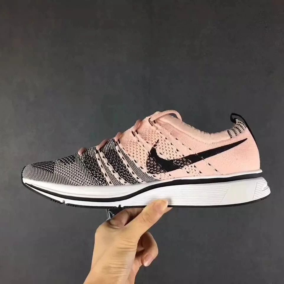 【完美公司级】 Flyknit Trainer粉白阴阳飞线跑鞋 飞线透气舒适 露娜大底 仅79