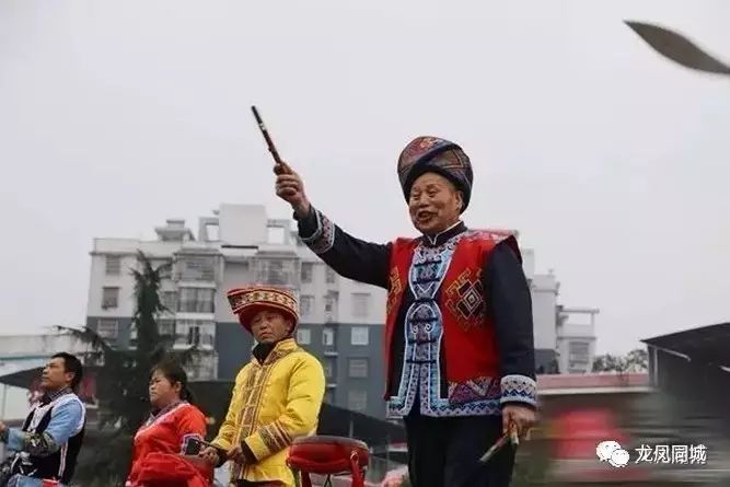 三棒鼓国家级传承人,金鼓王——肖泽贵