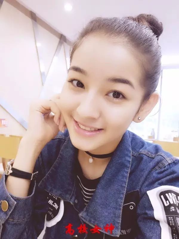北舞新疆女神张雪,气质清纯脱俗,素颜都能把人迷倒!