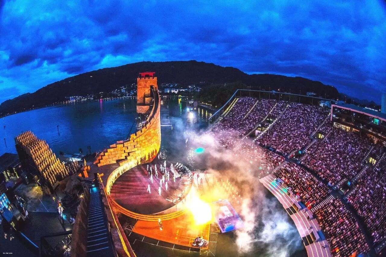 当装置艺术遇上水上歌剧 <wbr>整个世界都被惊艳了！