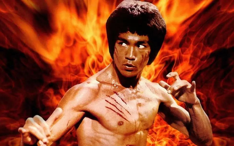 李小龙珍贵试镜画面,演示中国功夫虎鹤型拳