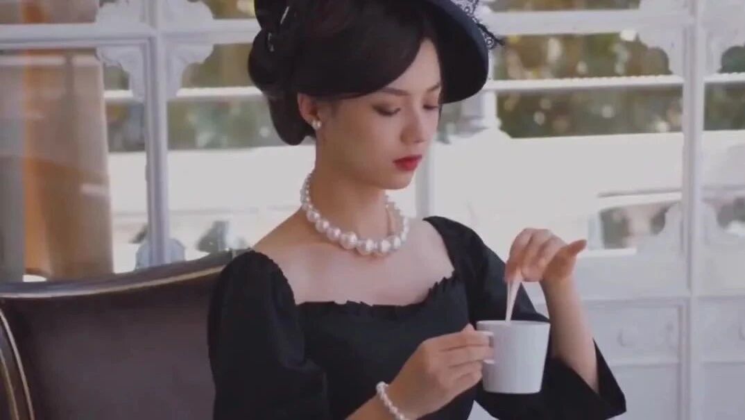 萨克斯演奏《美酒加咖啡》