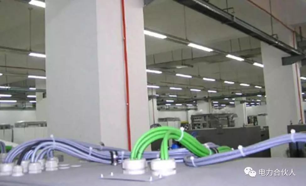 开关柜控制回路断线如何处理_开关柜控制回路_控制柜二次回路怎么接线