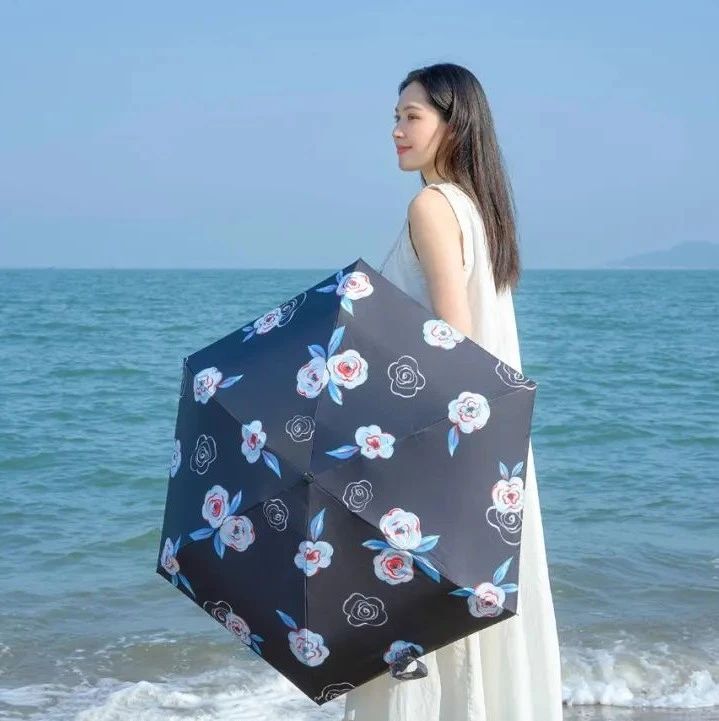 林允私藏!日本变态口袋伞,比iPhoneX还小!