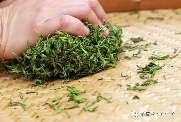 普洱茶为什么要采用重力揉捻？