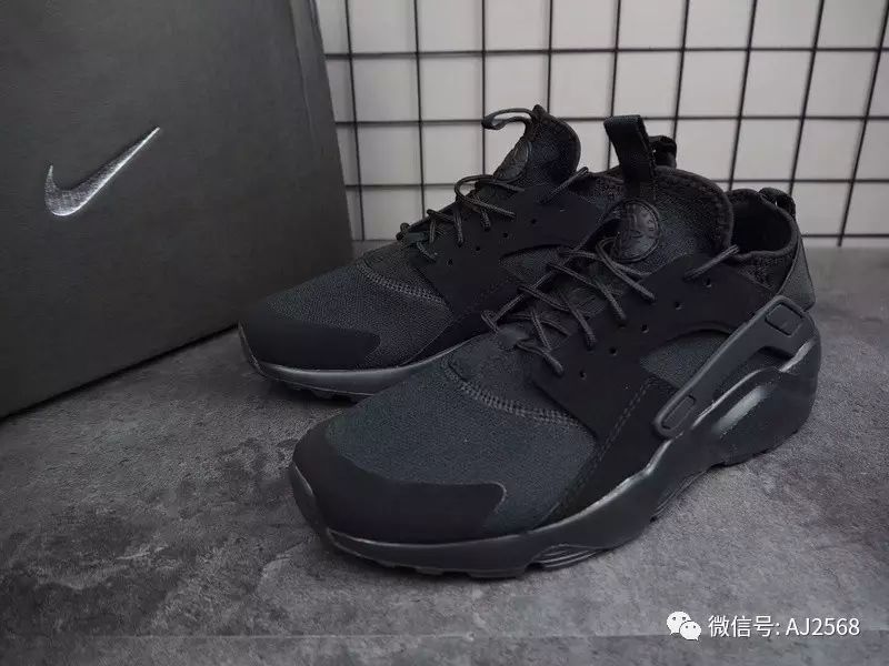 【￥350】nike华莱士四代飞织复古慢跑鞋系列"纯黑"752703-992