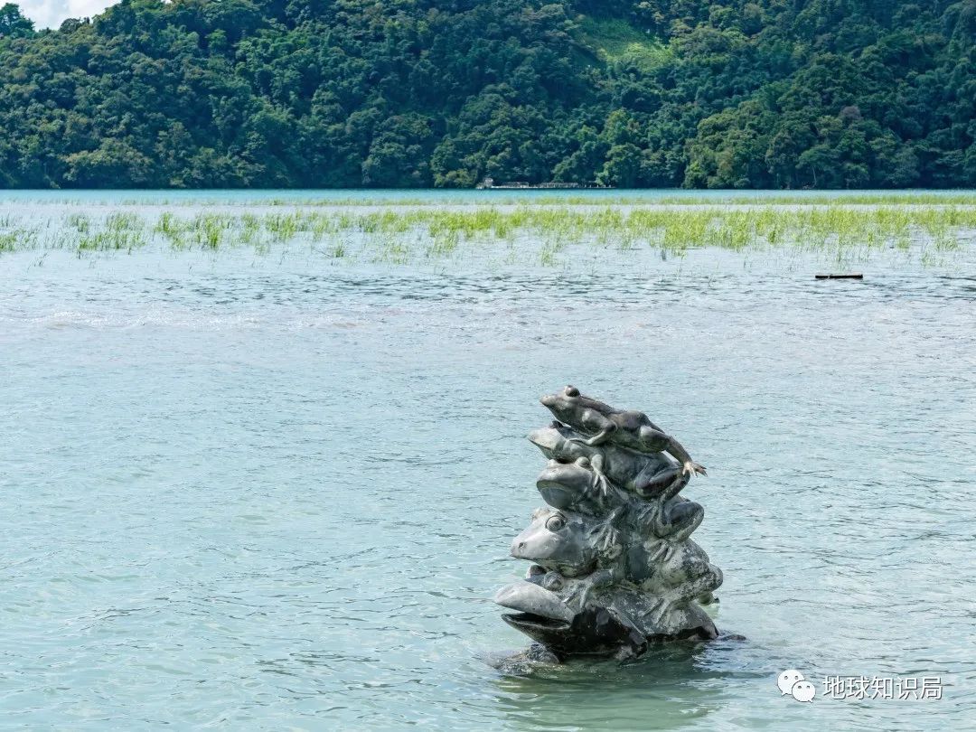 日月潭八景之首的"九蛙叠像"从今年年初开始,台湾省持续遭受干旱天气