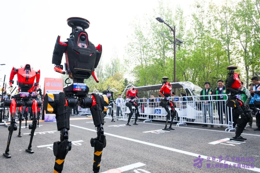 All Set to Go: Humanoid Robot Racing Challenge – Opening Special-3cgo