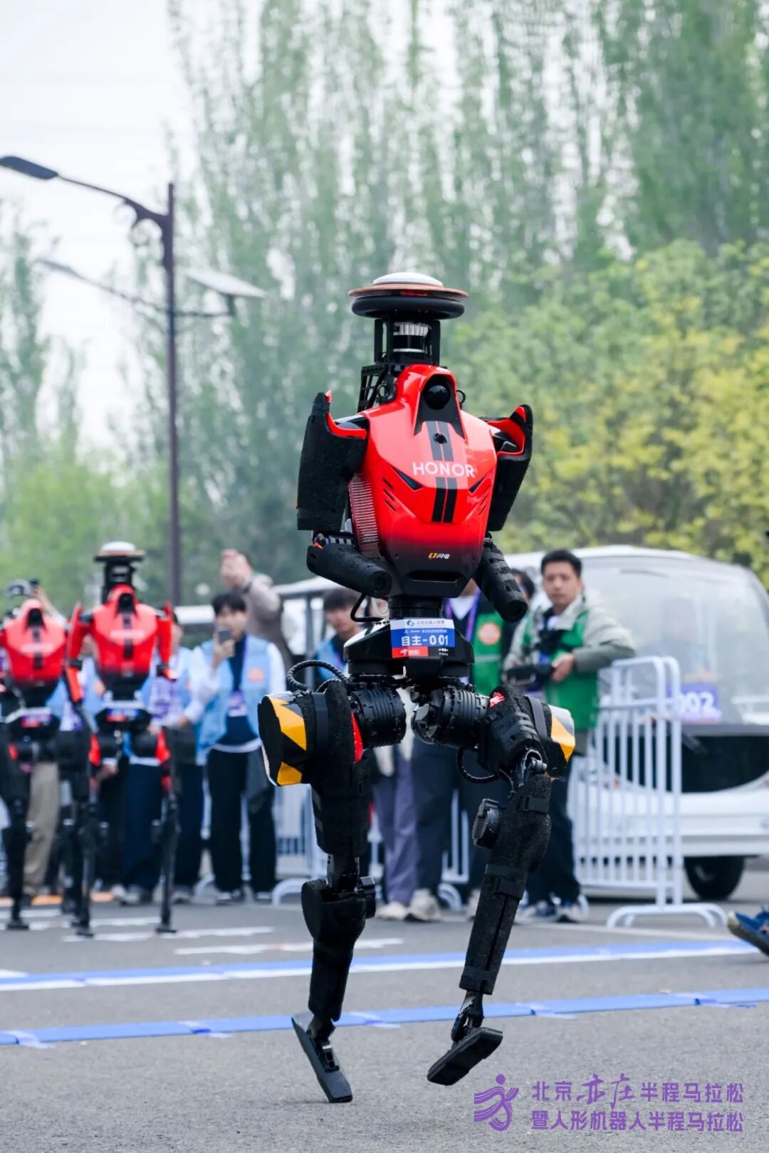 All Set to Go: Humanoid Robot Racing Challenge – Opening Special-3cgo