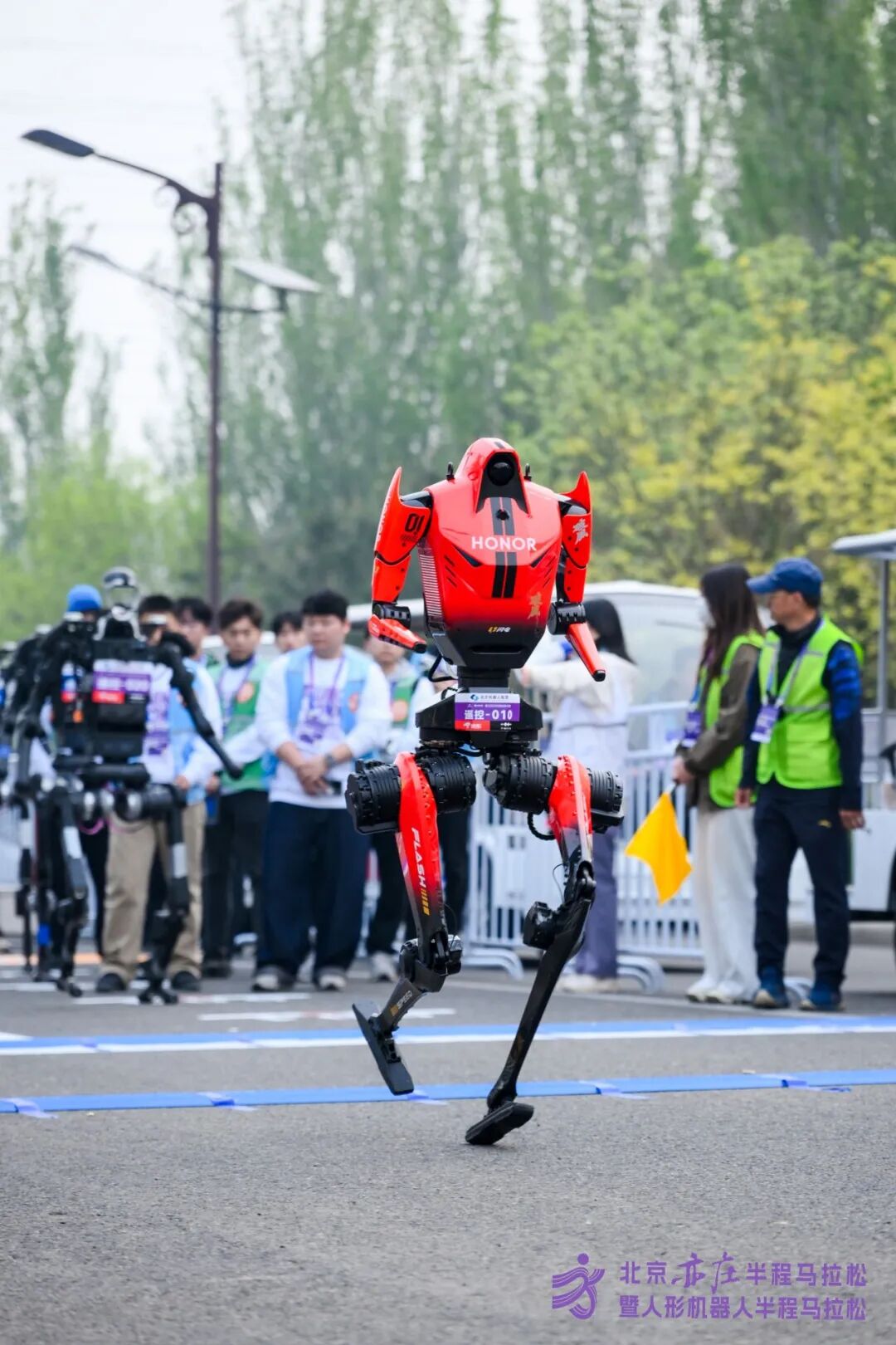 All Set to Go: Humanoid Robot Racing Challenge – Opening Special-3cgo
