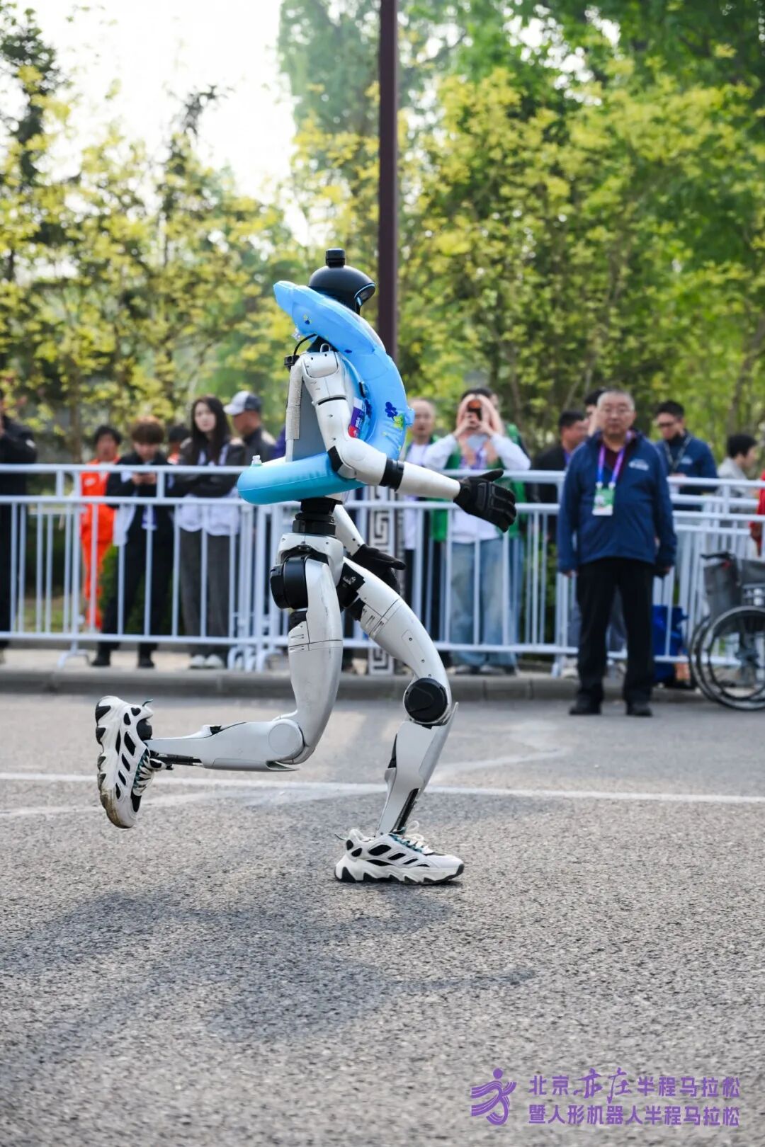 All Set to Go: Humanoid Robot Racing Challenge – Opening Special-3cgo