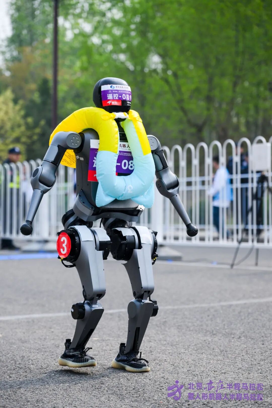 All Set to Go: Humanoid Robot Racing Challenge – Opening Special-3cgo