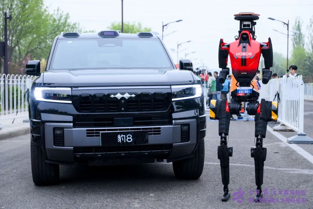 All Set to Go: Humanoid Robot Racing Challenge – Opening Special-3cgo
