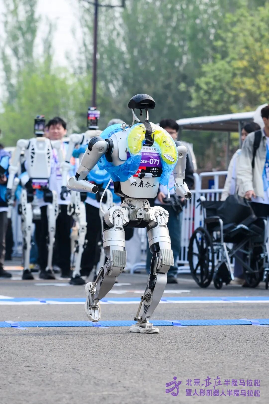 All Set to Go: Humanoid Robot Racing Challenge – Opening Special-3cgo