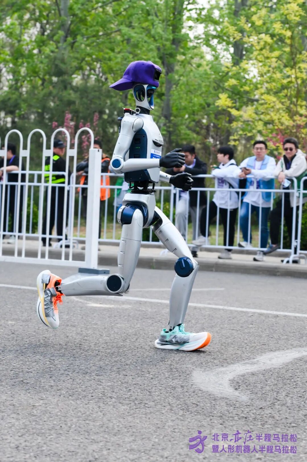 All Set to Go: Humanoid Robot Racing Challenge – Opening Special-3cgo