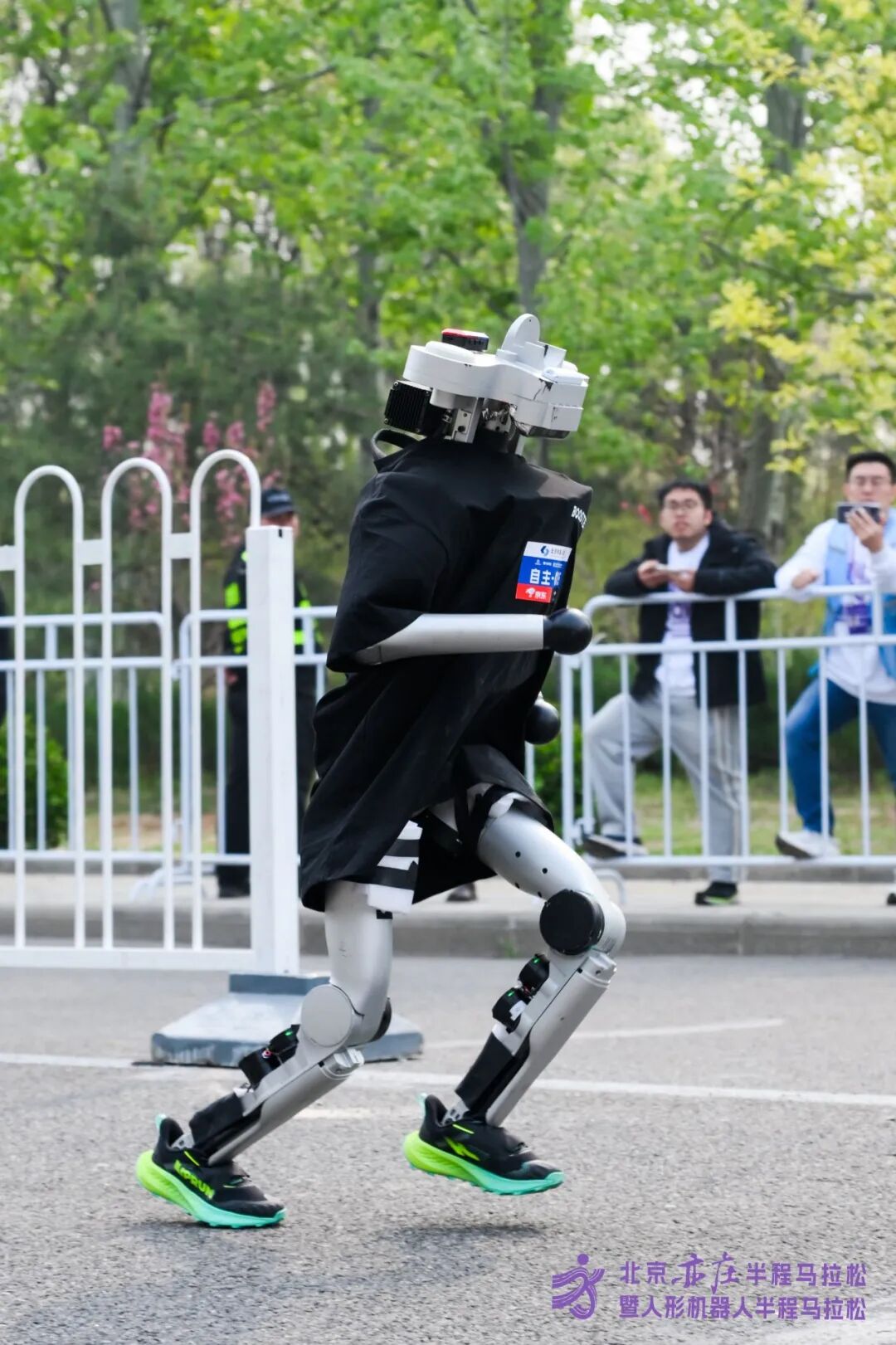 All Set to Go: Humanoid Robot Racing Challenge – Opening Special-3cgo