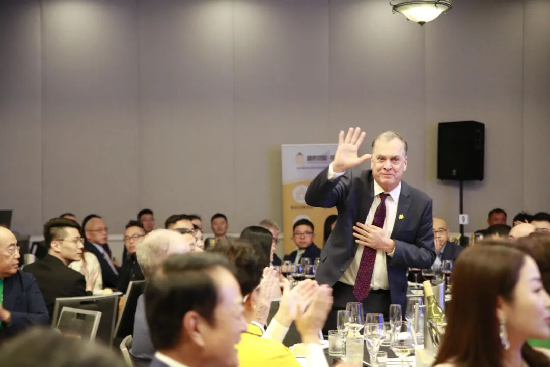 澳洲各地华人精英为何齐聚黄金海岸，聚一起在昆士兰州做了一件史无前例的事情……（组图） - 56