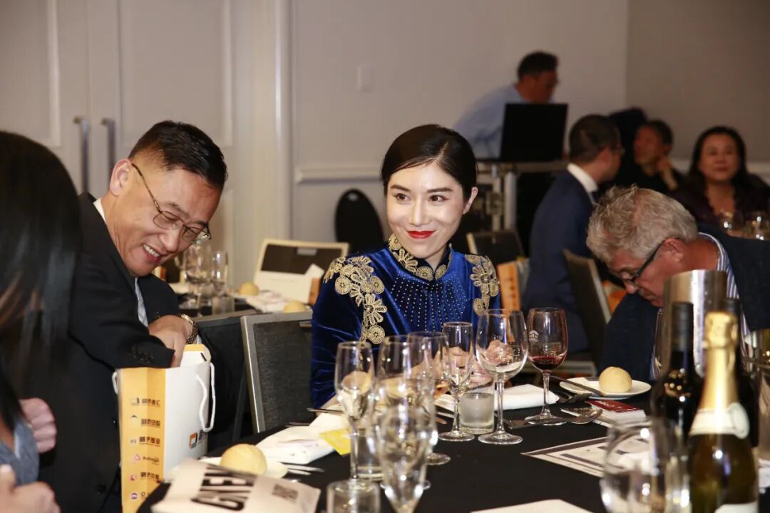 澳洲各地华人精英为何齐聚黄金海岸，聚一起在昆士兰州做了一件史无前例的事情……（组图） - 57
