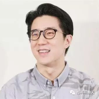 同样都是吸毒,张国立不敢再捧张默,而房祖名被成龙捧成导演!