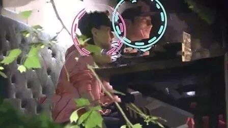 跟奚梦瑶传过绯闻的窦骁跟何超莲在一起了，这是要做奚梦瑶姐夫的节奏？