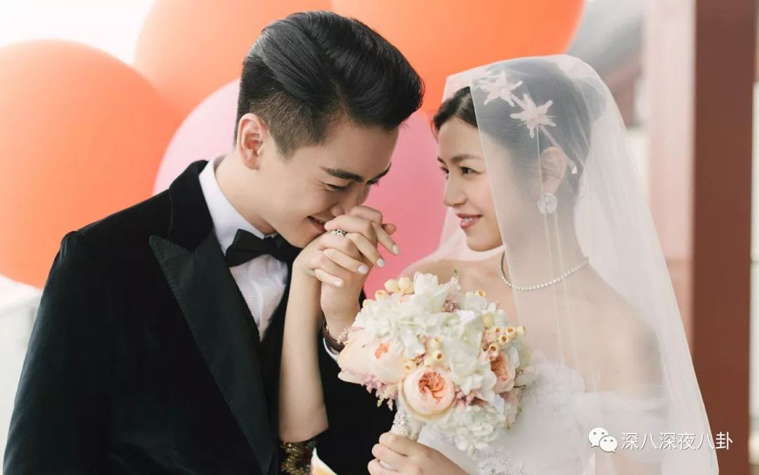 但陈妍希陈晓16年7月在北京办的婚礼,时间线上有矛盾