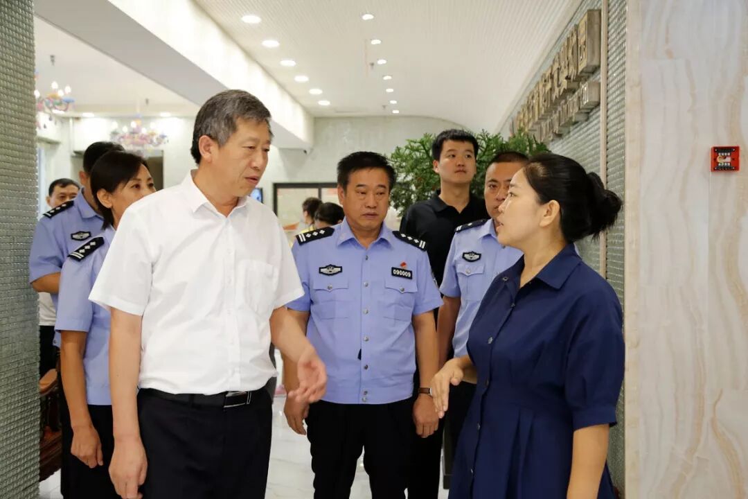 运城市郭尚礼副市长深入盐湖区就校园安全进行调研指导