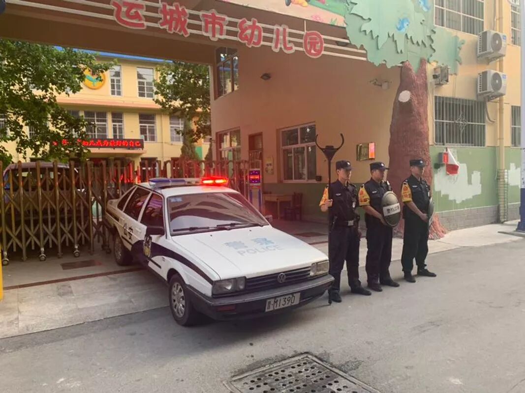 运城市郭尚礼副市长深入盐湖区就校园安全进行调研指导
