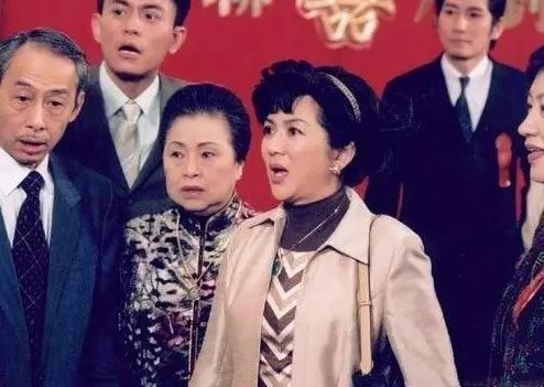 她是最早“武媚娘”，霸气不输刘晓庆，抑郁、离婚、患癌，如今63岁气质依旧！ - 15