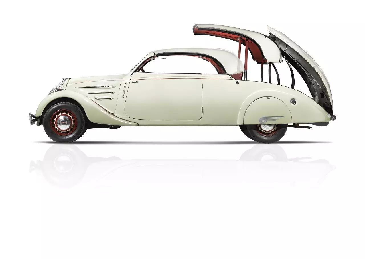被誉为二战前最美量产车的标致402 eclipse 敞篷动作演示