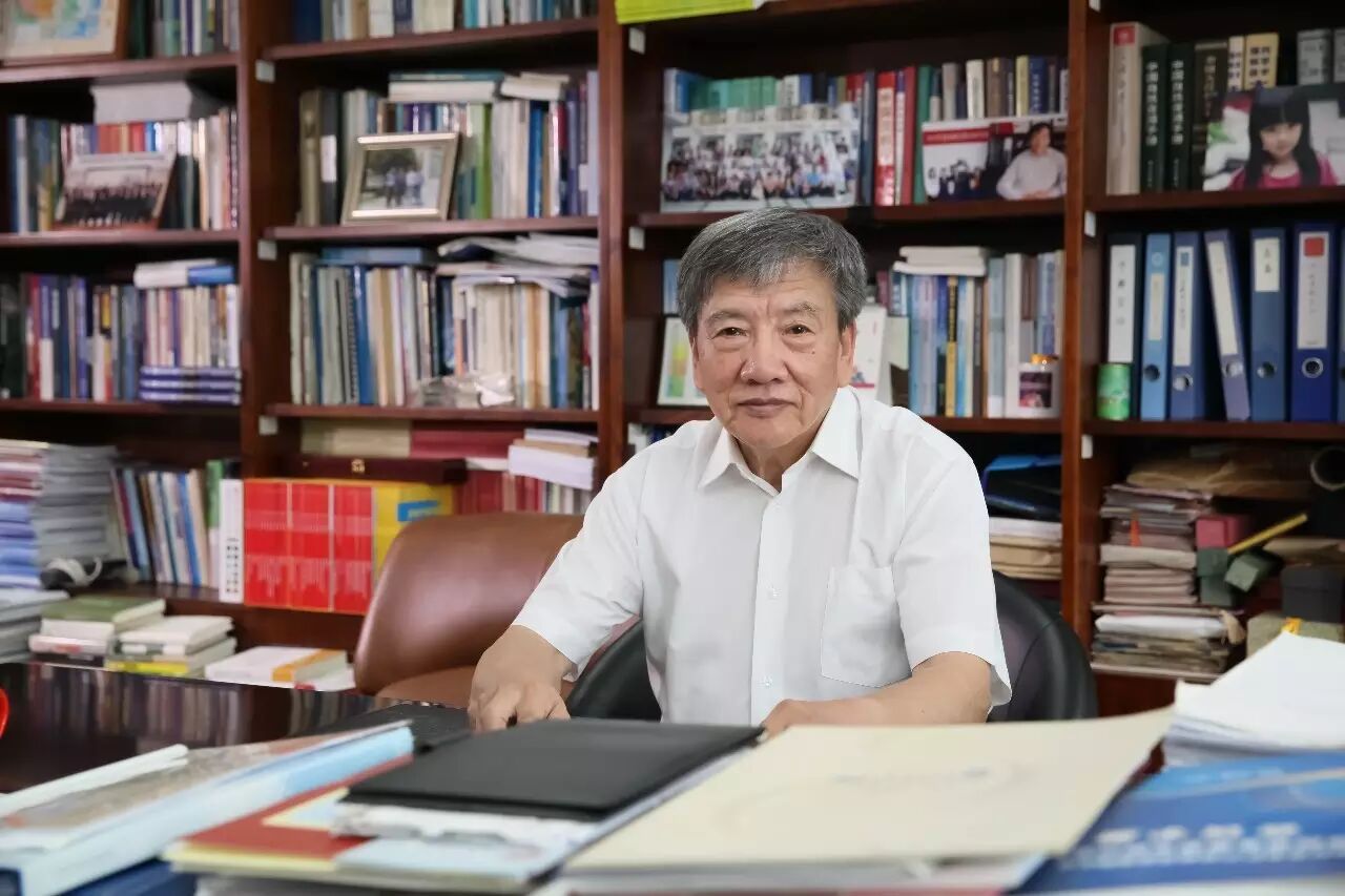 人物丨刘嘉麒院士：从火山研究到新材料探索 让地球科学在应用中绽放光彩