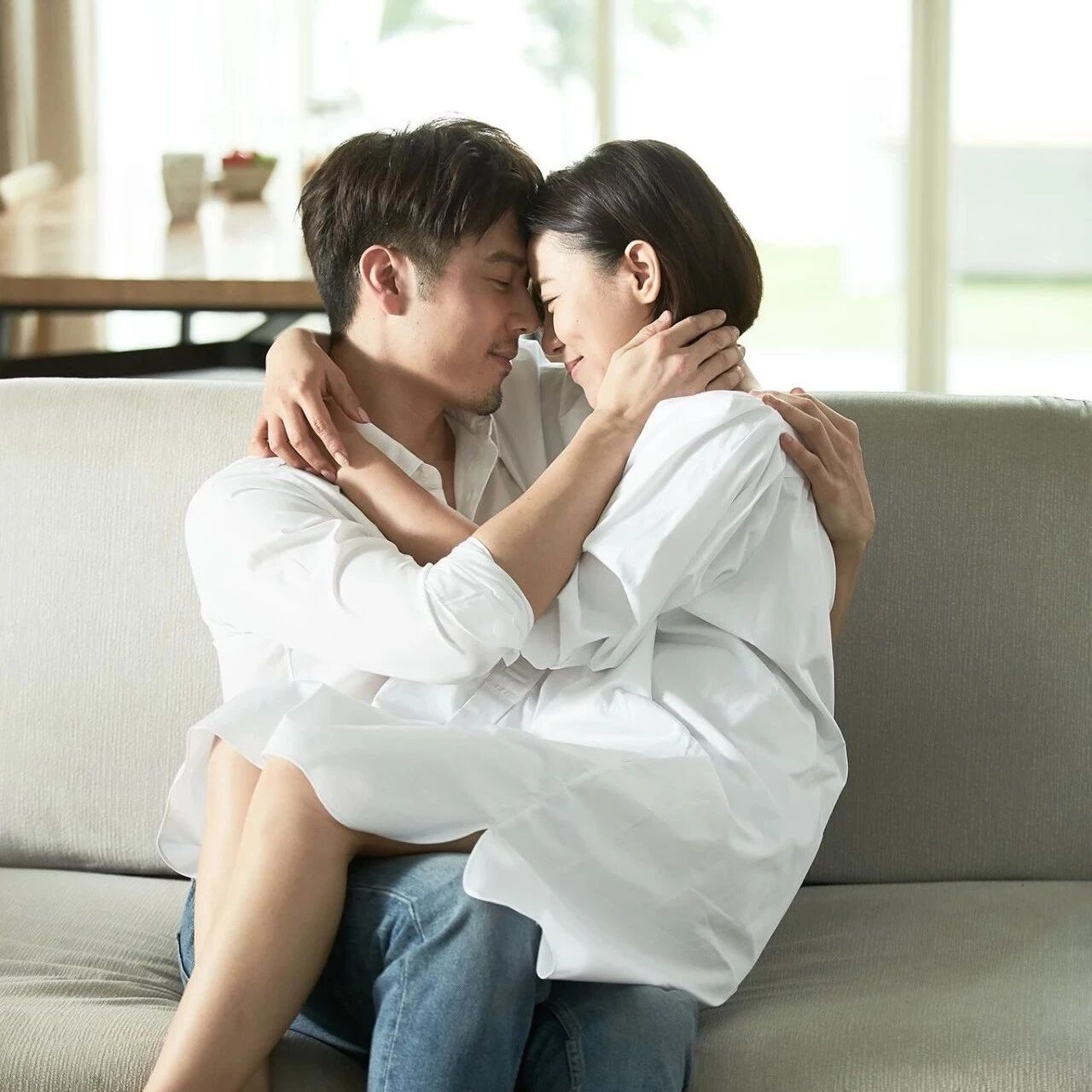 丁当第二波抒情主打《我们不像我们》  “戏剧男神”胡宇威亲密助阵盼再成“破亿金曲”