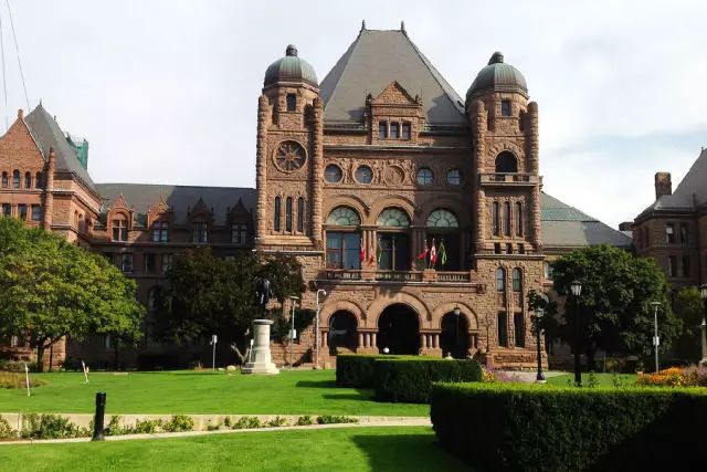 名校巡礼 滑铁卢大学(University of Waterloo)