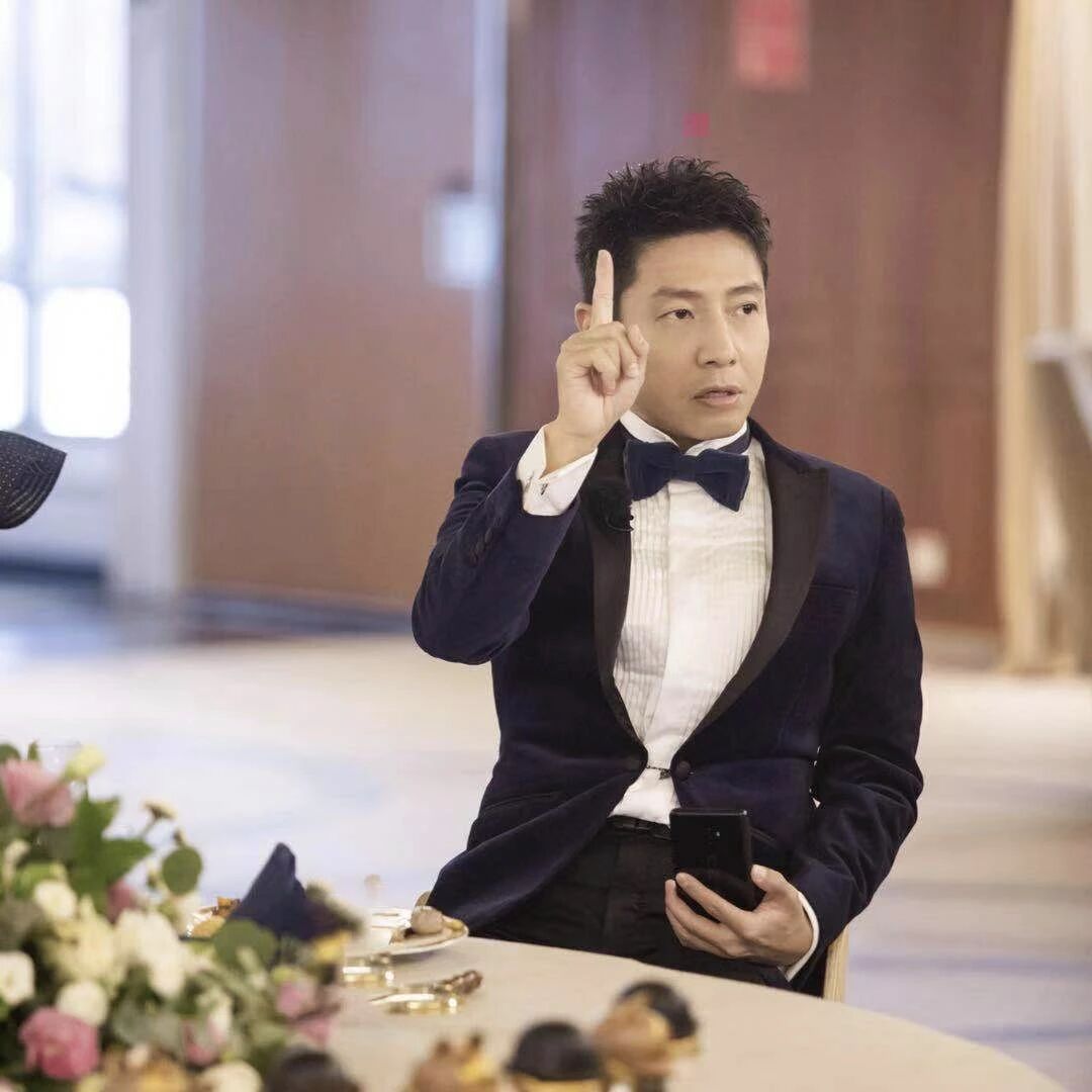 撒贝宁:一个集幽默、才华、帅气于一身的男子