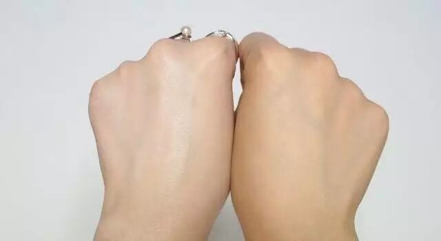 素颜霜皮肤伤害大不大_素颜霜对皮肤有刺激吗_素颜霜对皮肤伤害大吗