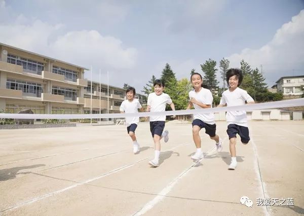 最适合跑步听的20首音乐,跟着节奏动起来!