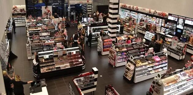 吉首品尚化妆学校图片_林品如化妆_化妆品与健康