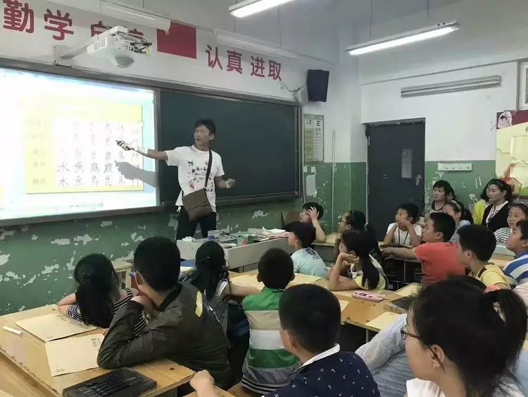 企業(yè)畫冊印刷_鄭州畫冊印刷_洛陽畫冊印刷
