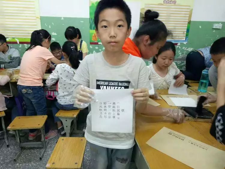 鄭州畫冊印刷_洛陽畫冊印刷_企業(yè)畫冊印刷