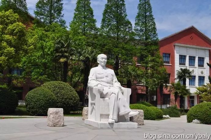 成都理工大學廣播影視學院官網_成都理工學院廣播影視藝術學院_成都理工大學廣播影視學院教務網